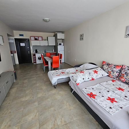 Апартаменти Кастро/Castro Apartments Tsarévo Extérieur photo