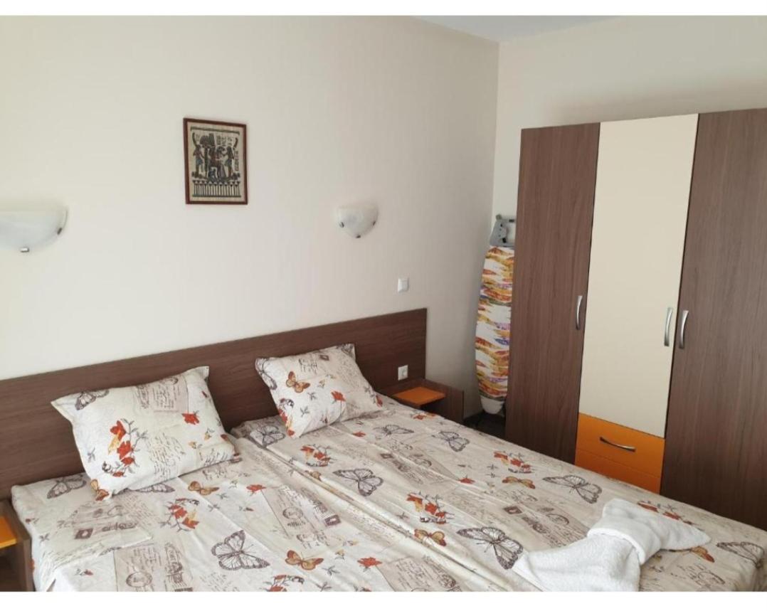 Апартаменти Кастро/Castro Apartments Tsarévo Extérieur photo