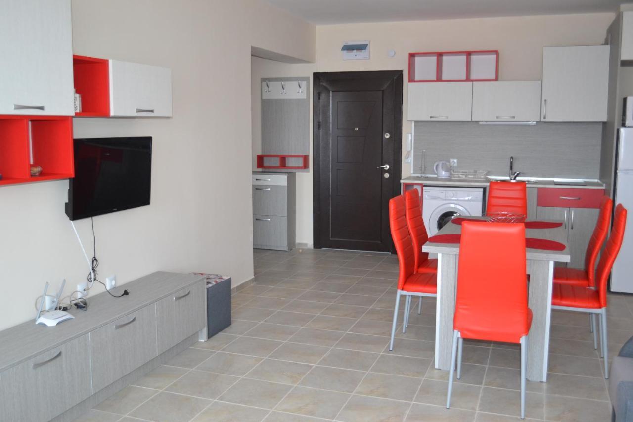 Апартаменти Кастро/Castro Apartments Tsarévo Extérieur photo